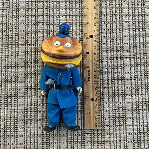 Vintage Collectible 1976 McDonald’s McDonaldland Action Figure Big Mac Officer - Picture 2 of 9